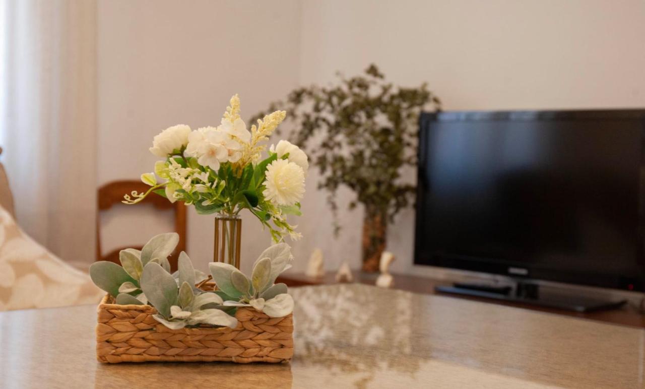 Casa Rural La Palmera อัลโมโดวาร์ เดล ริโอ ภายนอก รูปภาพ